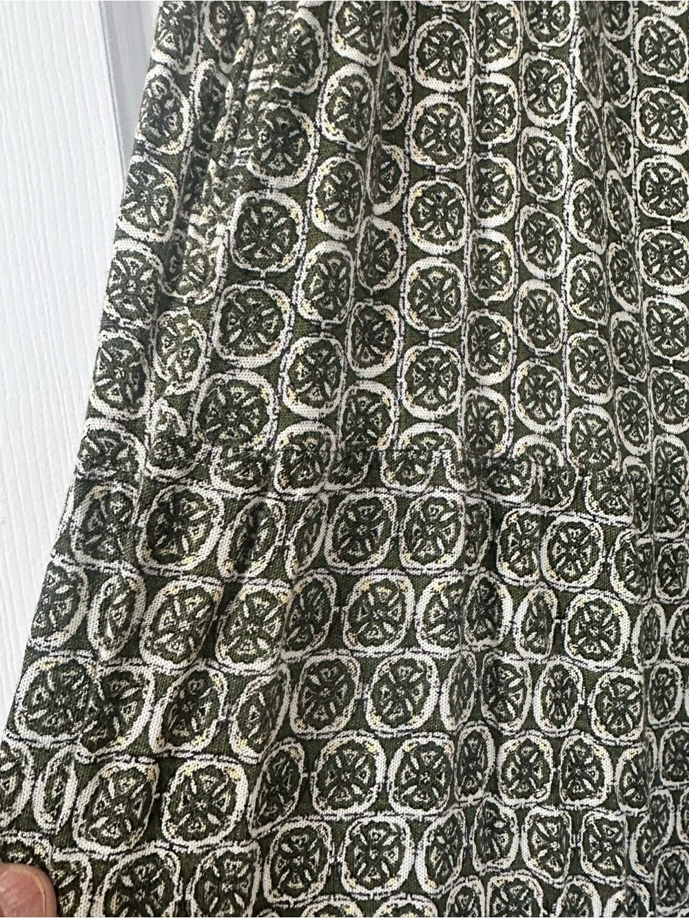 Max Studio Olive Printed Sleeveless Maxi Dress - Picture 6 of 8
